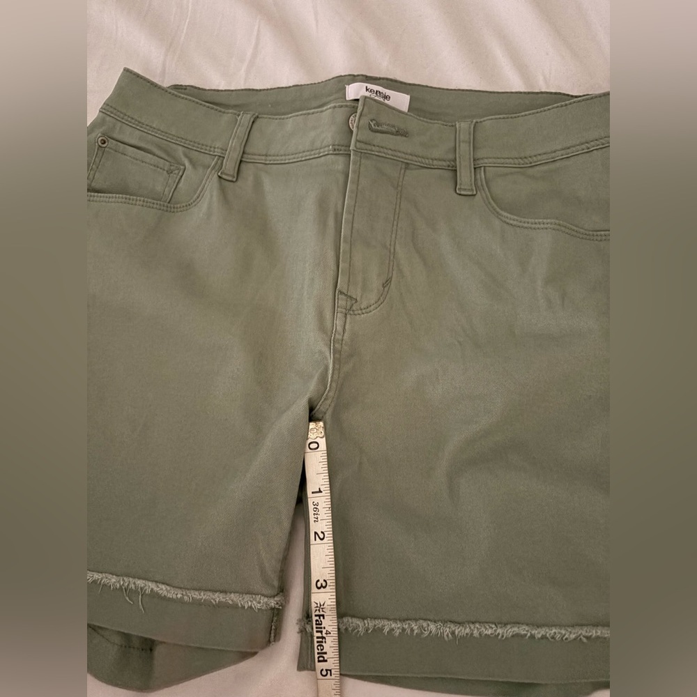 Women’s Kenzie Jean shorts - Picture 6 of 8
